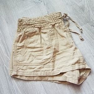 Linen shorts